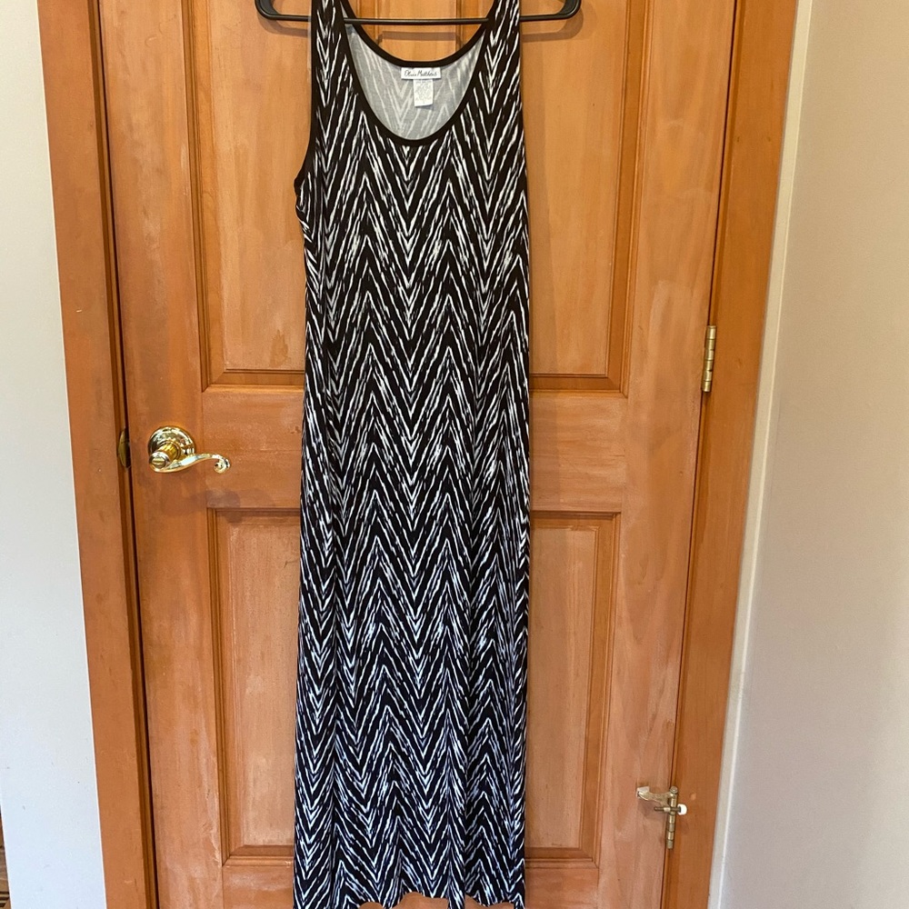 Black/white cotton long sun dress. Petite length